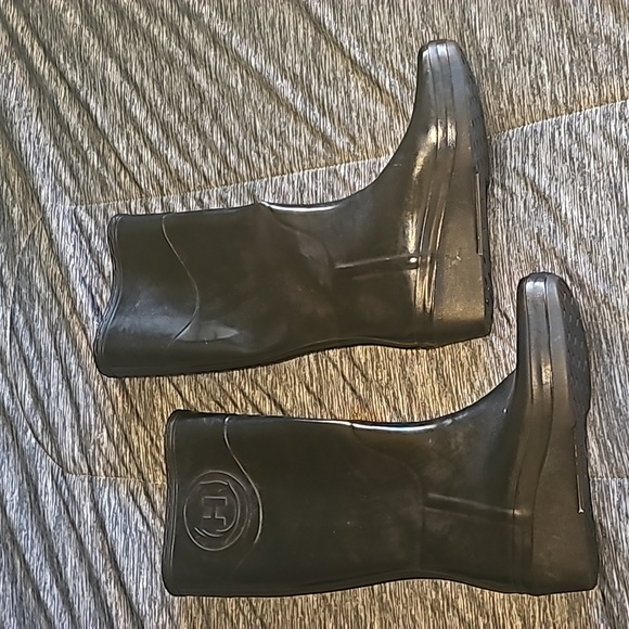 Hunter Shoes - Black Hunter Rain Boots - Size 7